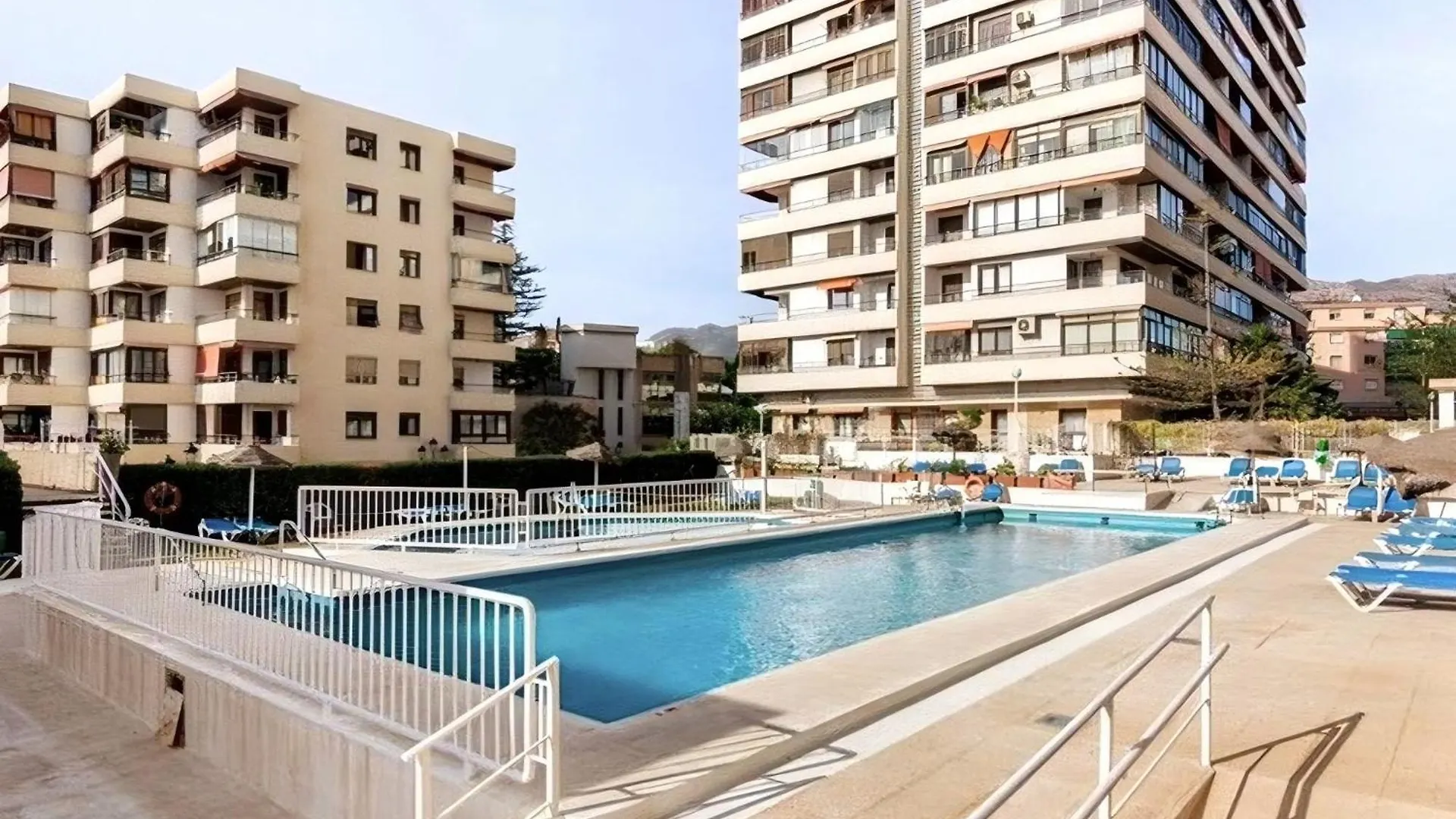 Oasis Sea & Sky - La Nogalera Apartment Torremolinos 0*,  Spain